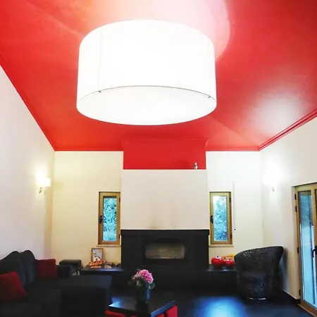 Do Alqueidao Βίλα