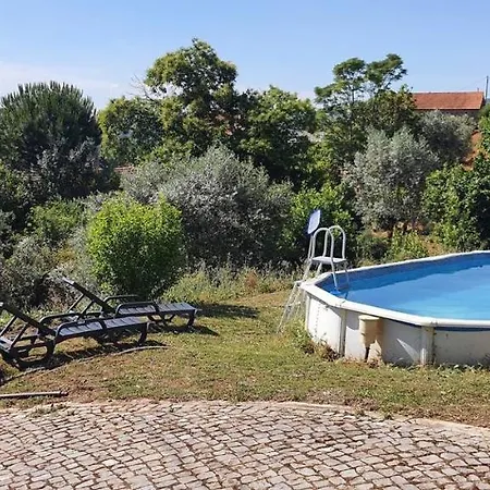 Βίλα Do Alqueidao